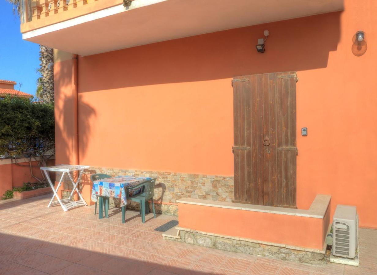 ### Appartamenti Sulla Spiaggia Al Poetto ### Cagliari Exterior photo