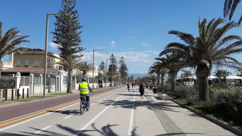 ### Appartamenti Sulla Spiaggia Al Poetto ### Cagliari Exterior photo